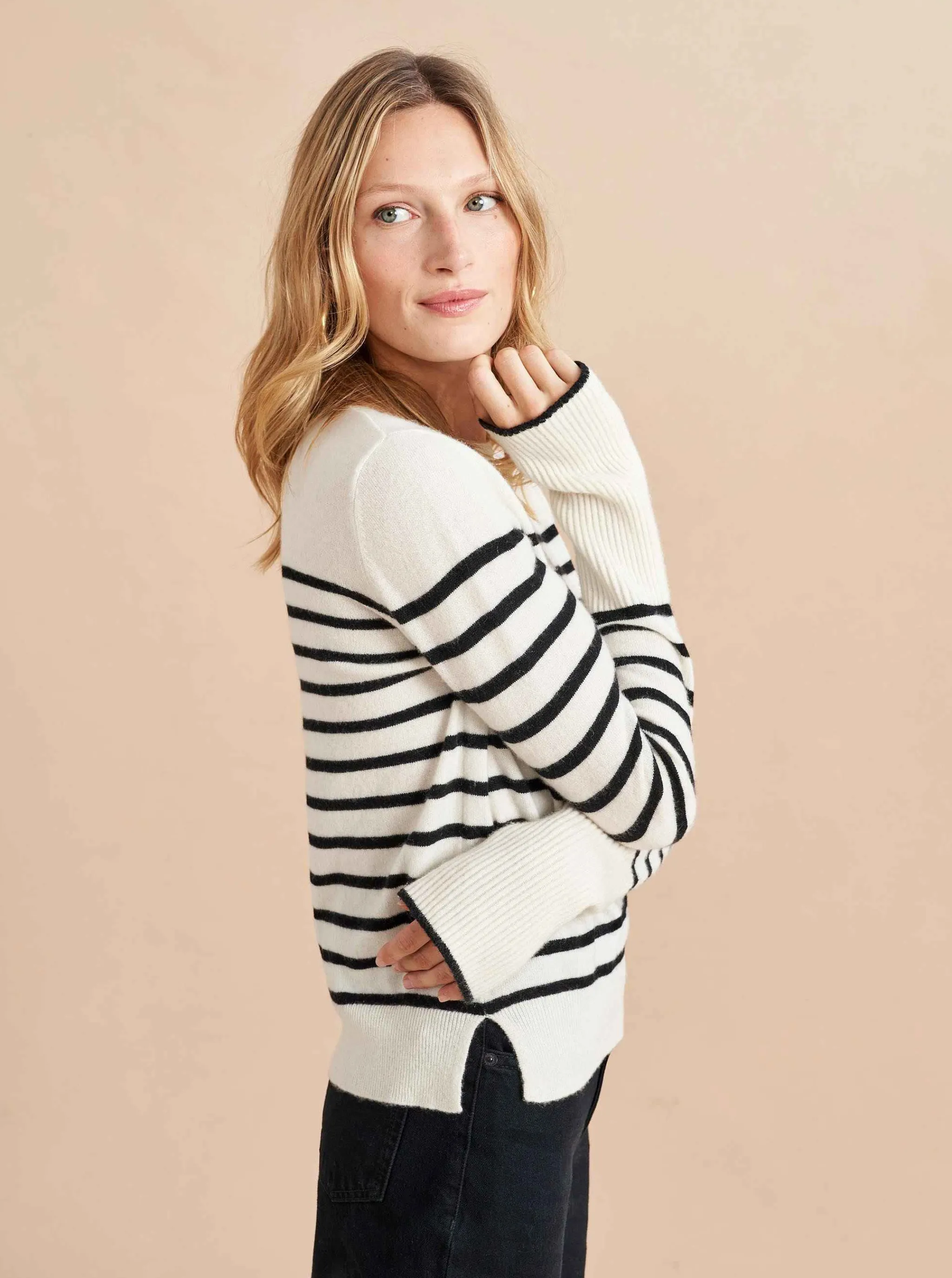 La Ligne Sweaters*Lean Lines Sweater Cream/Black